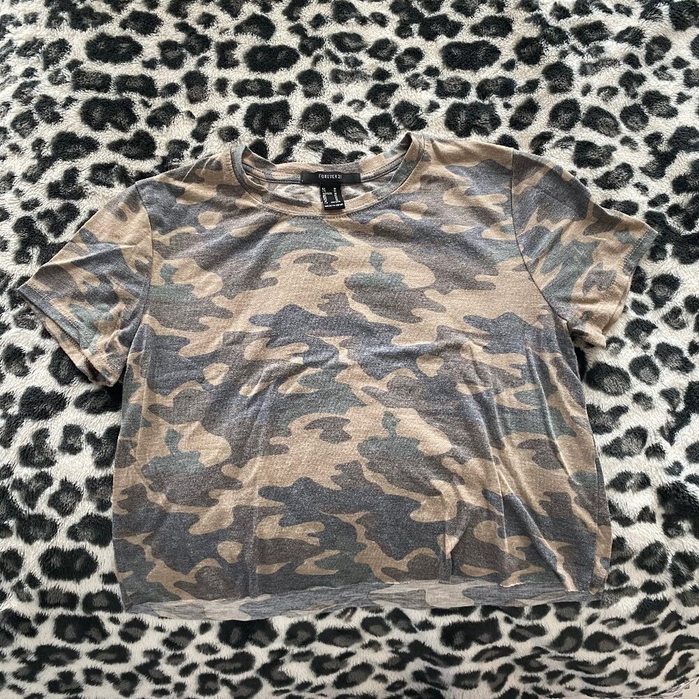 camo print crop top